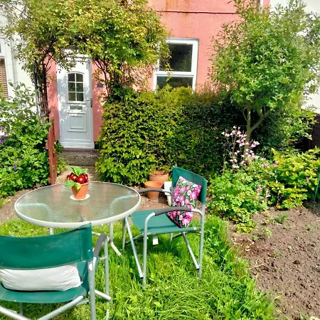 Garden * Guisborough